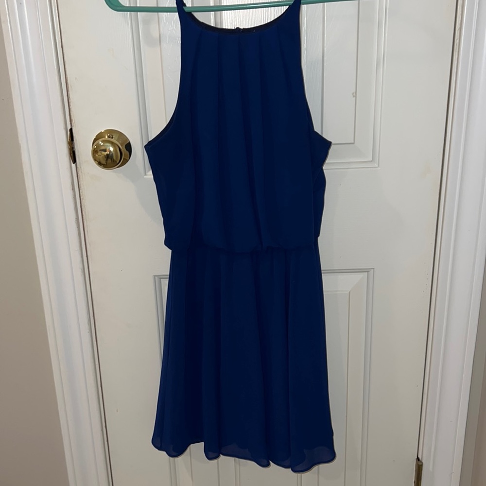 Miami,  blue mini dress!